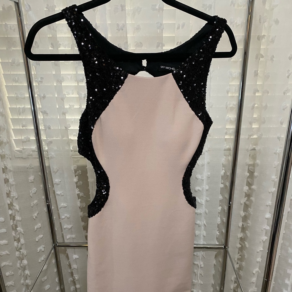 Pink and black fitted dress